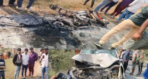 अनियंत्रित टीयूवी वाहन ने बाइक में मारी ज़ोरदार टक्कर जल कर राख हुई बाइक,दो की हालत नाजुक मेडिकल कॉलेज रेफर