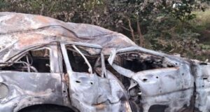 Pratapgarh- तेज रफ्तार स्कॉर्पियो खंभे में टकराने से जलकर हुई राख—-