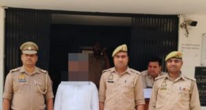 महिला को पड़ताडित करने वाले एक पति को पुलिस ने किया गिरफ्तार,देखे क्या था पूरा मामला