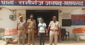 दुर्गागंज चौकी इंचार्ज ने एक युवक को 5 देसी नाजायज बम के साथ पकड़ा भेजा जेल देखे रिपोर्ट