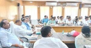 सीएम ने बेसिक शिक्षा विभाग के योजनाओं का किया शिलान्यास एवं लोकार्पण, मंत्री सहित अन्य लोगों ने कार्यक्रमों का देखा सजीव प्रसारण, प्रभारी मंत्री ने दिए ये आदेश