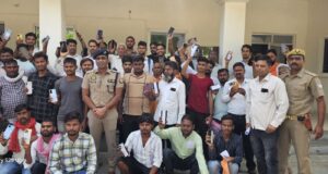 प्रतापगढ़ पुलिस को बड़ी सफलता, 103 गुमशुदा मोबाइल फोन किए बरामद