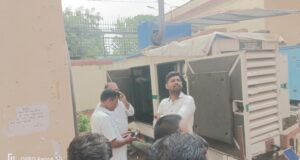 प्रतापगढ़ जिला न्यायालय में बिजली गुल, लिफ्ट में फंसे अधिवक्ता व वादकारी — अफरा-तफरी का माहौल