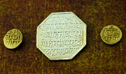 ancient-gold-coins_medium_0727_21.webp