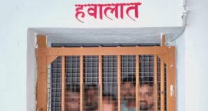 प्रतापगढ़ का नया पुरवा बना शर्म का गवाह — खंभे में बांधकर युवकों की पिटाई, पुलिस की सख्त कार्रवाई में 5 आरोपी धराए