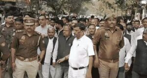 प्रतापगढ़ में अधिवक्ता की पीट-पीटकर हत्या से मचा बवाल! हाईवे जाम, वकीलों का धरना — आरोपी फरार, पुलिस पर कार्रवाई का दबाव बढ़ा