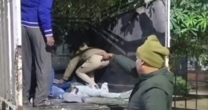 अंतिम संस्कार से लौटते ही मौत का साया! मानिकपुर में ट्रैक्टर की टक्कर से दो युवकों की दर्दनाक खत्म कहानी