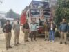 अवैध खनन व ओवरलोडिंग पर पुलिस की सख्त कार्रवाई, बालू से लदा ट्रक सीज